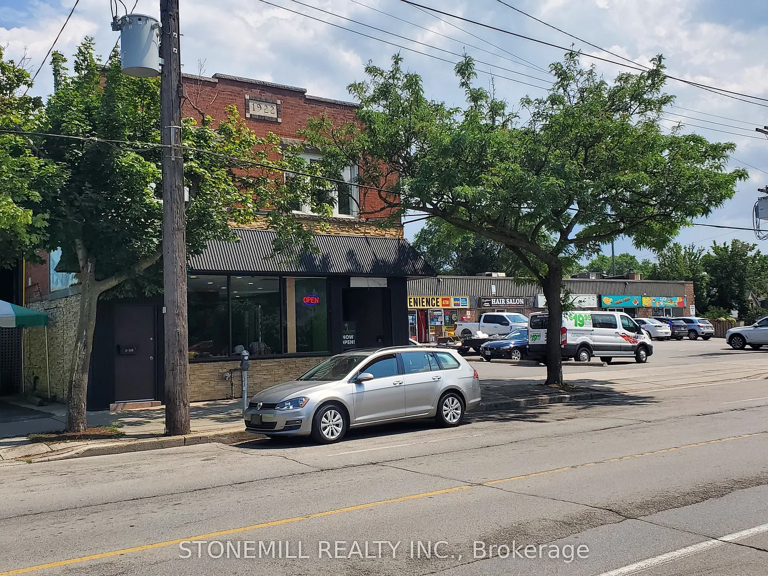 2 bed, $2,100 — Photo 2