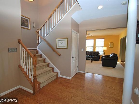 3rd image of 5 Charter Gate Dr