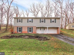80 Mulligan Dr, Etters, PA 17319