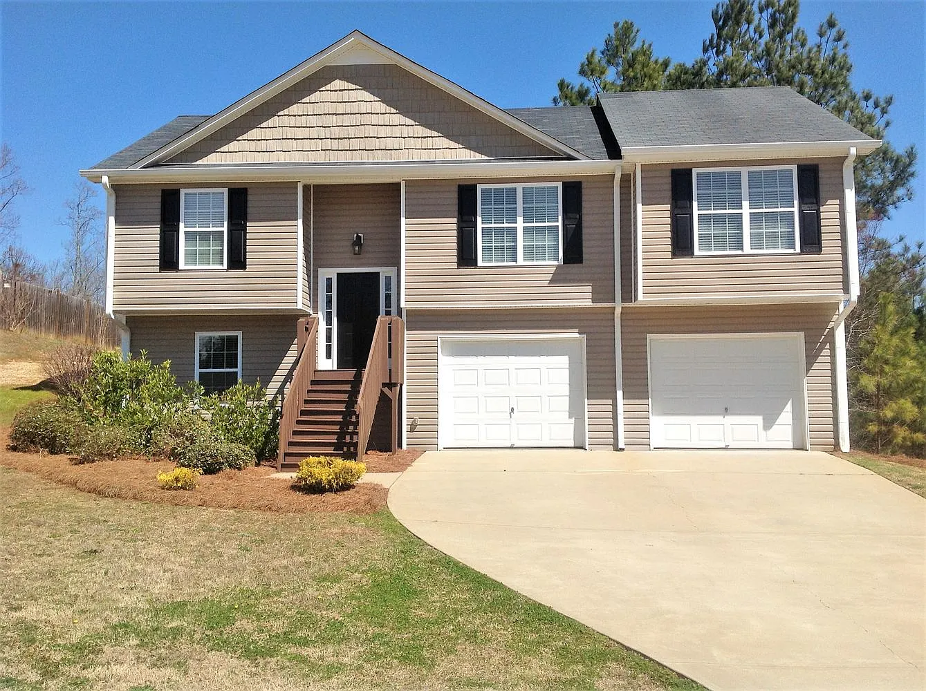 226 Daniel Springs Ct photo 1