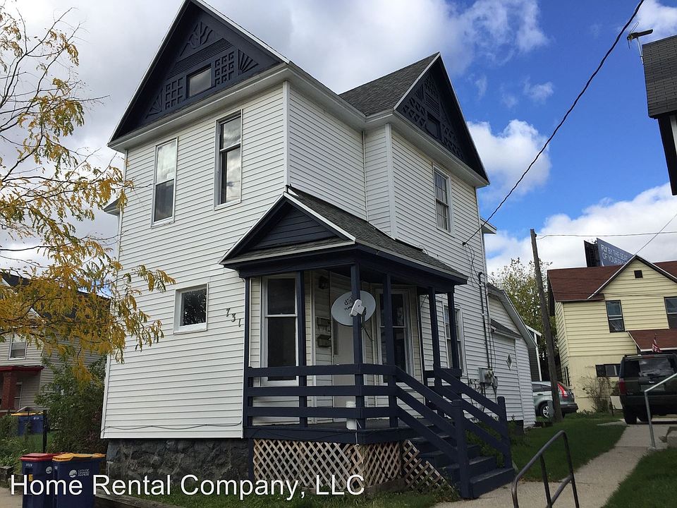 1st image of 731 1st St NW #2