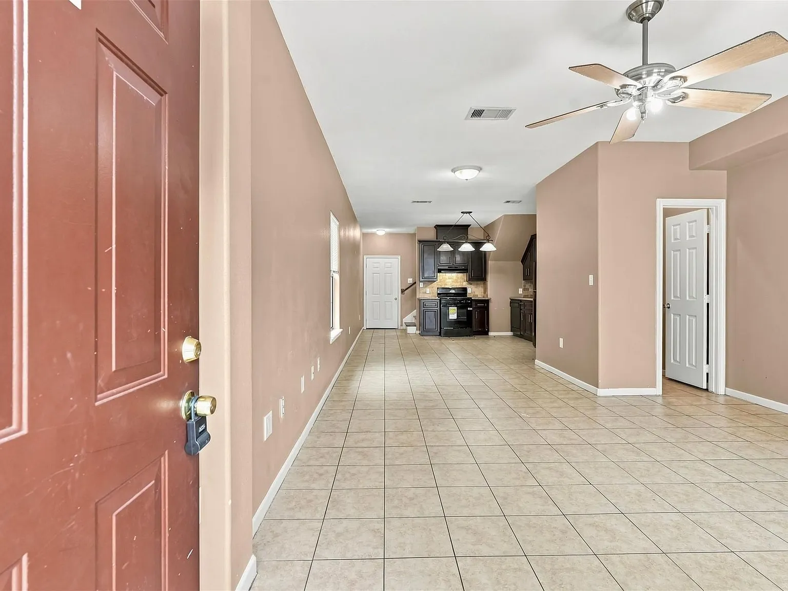 1718 Roxella St — Photo 2