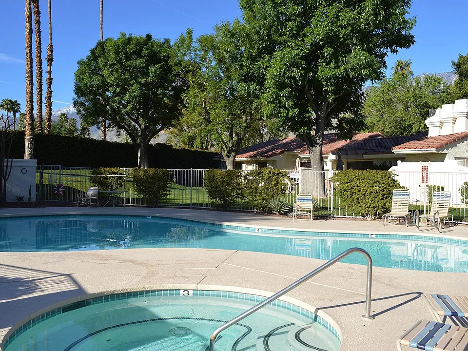 2701 E Mesquite Ave #G35
