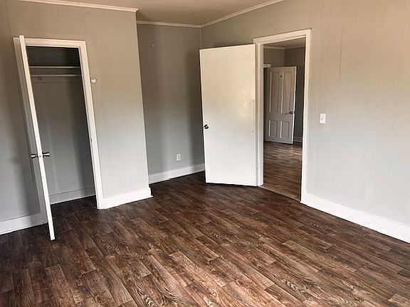 4th image of 2711 N Orchard Knob Ave