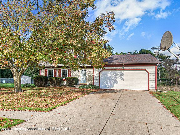 3rd image of 5749 Bearcreek Dr