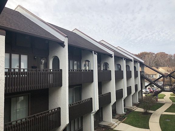 2nd image of 6600 W Wood River Dr APT 208B