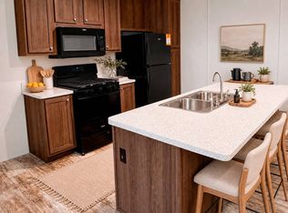 3102 N 15th St TRAILER 111, Fort Dodge, IA 50501