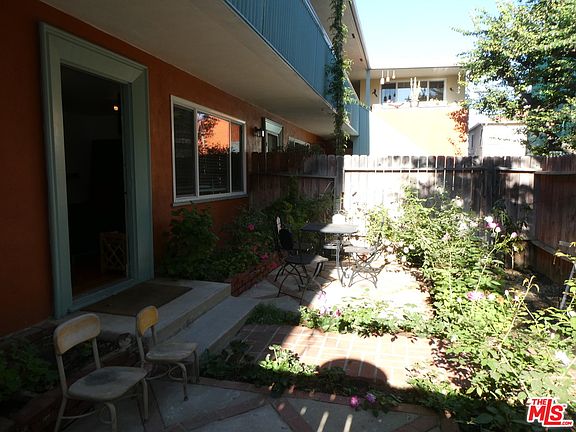 4th image of 1017 Euclid St APT 3