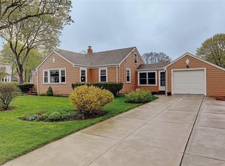 204 Adams St, Warwick, RI 02888