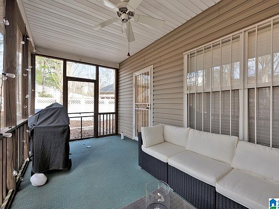 5th image of 4558 Cantebury Ln