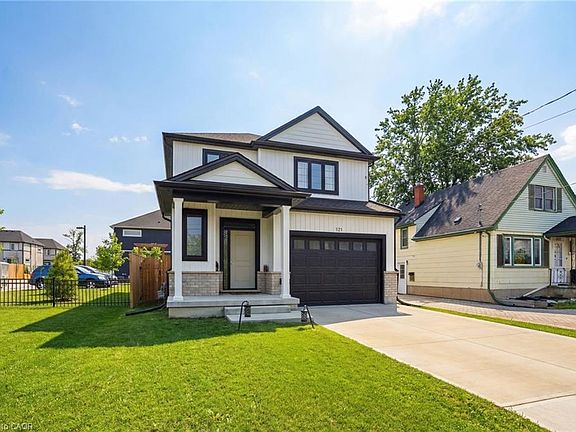 2nd image of 121 Moffatt St