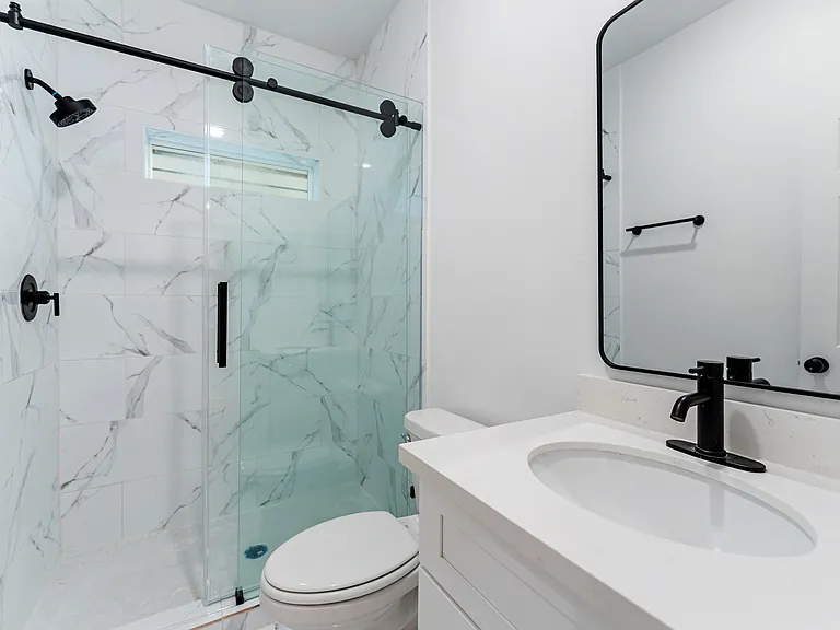 9324 Firnat St #B — Photo 14