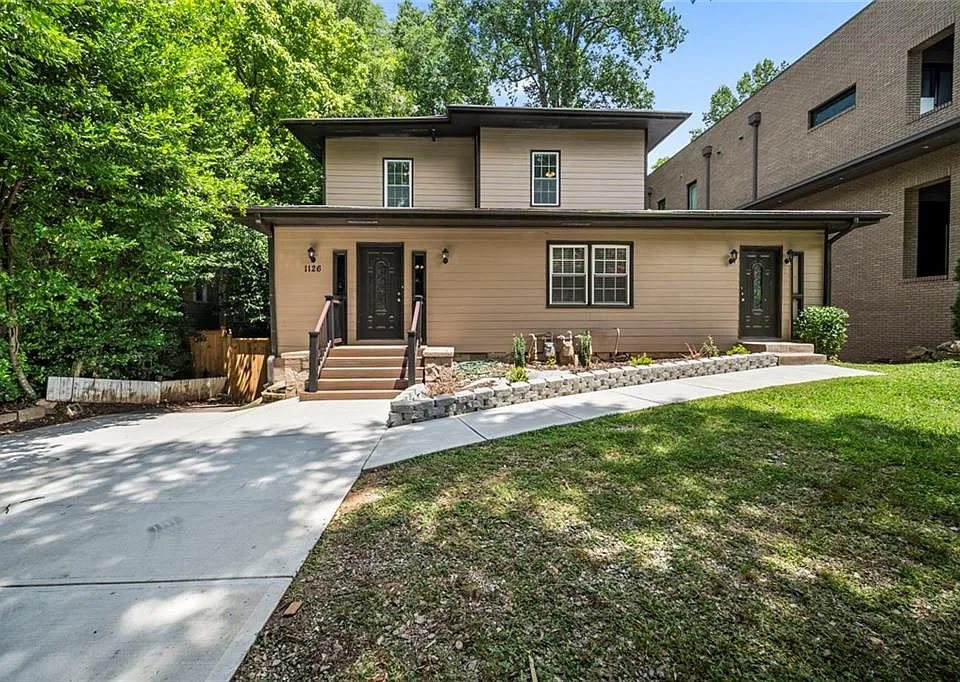 1126 Briarcliff Pl NE #1