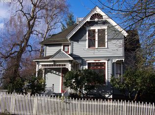 21513 Liberty St NE, Aurora, OR 97002