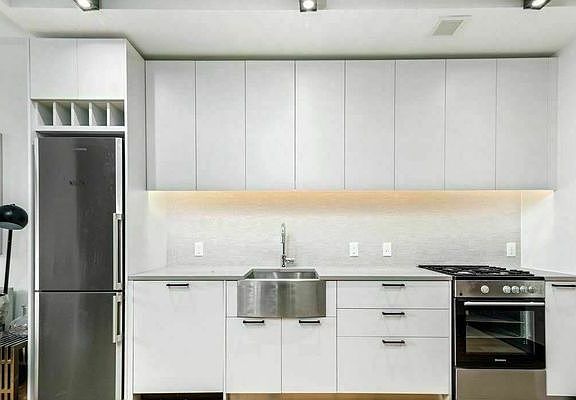 4th image of 42-22 27th St #330