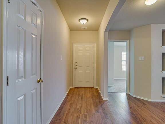 5th image of 9804 Westmere Ln