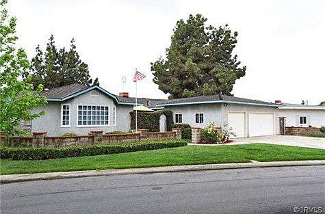 2nd image of 9582 Lenore Dr