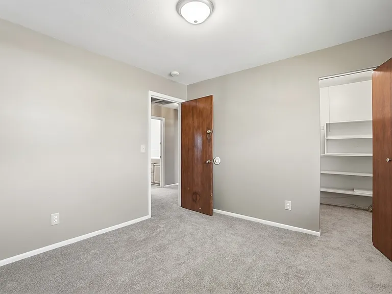 157 Harter Ave — Photo 21