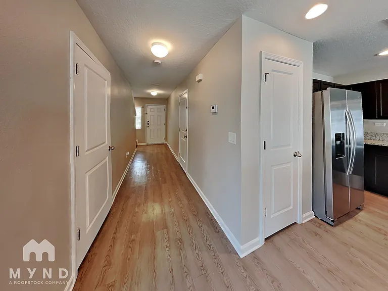 752 Henley Ct — Photo 6