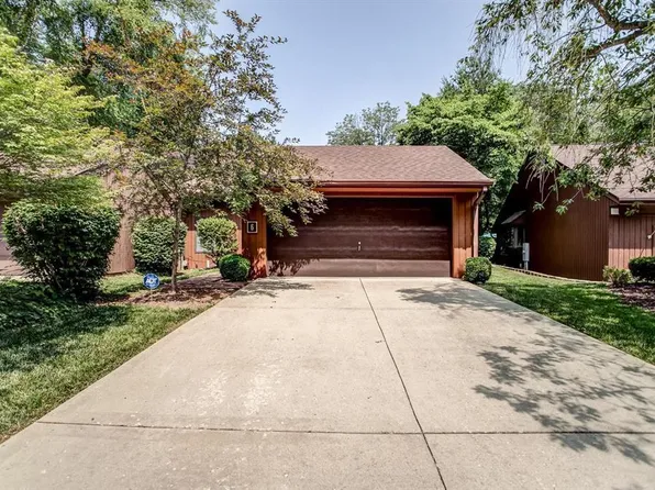 6 Persimmon Rdg, Belleville, IL 62223