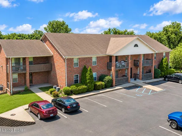 907 E Hackberry St #5, Salem, IN 47167