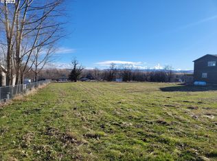 Commercial St, Adams, OR 97810