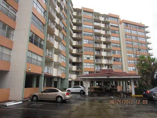 1st image of 1200 NE Miami Gardens Dr APT 714W