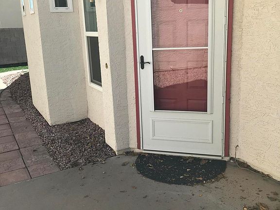 5th image of 8839 W GROVERS Avenue