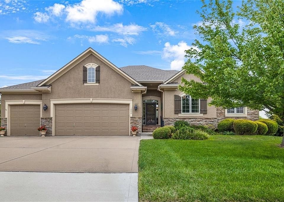 1806 Trail Ridge Dr, Pleasant Hill, MO 64080 Zillow