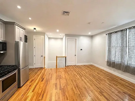 Living room, photo 3