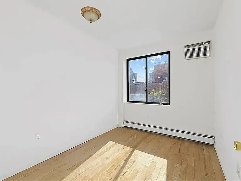202 E 110th St #6A — Photo 5