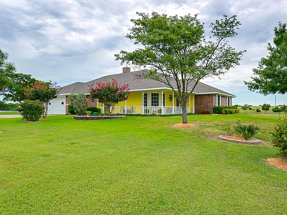 2nd image of 4305 County Road 599