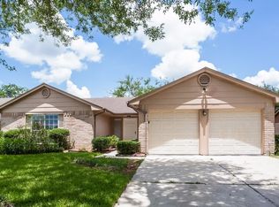 2526 Bisontine St, Friendswood, TX 77546
