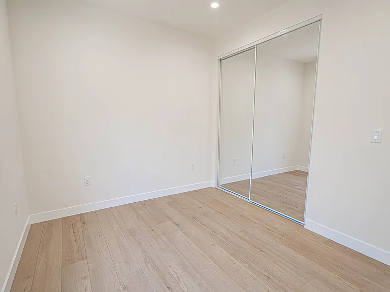 10959 Collins St — Photo 10