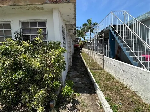 720 Segovia #7, Carolina, PR 00983