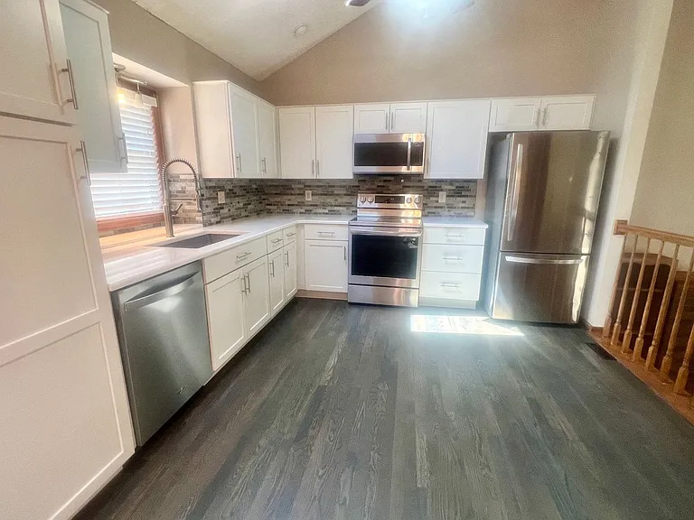1100 NE Ball Dr — Photo 5