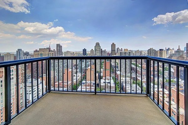 Sold by Halstead Real Estate | media 6