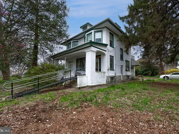 218 Pleasure Rd, Lancaster, PA 17601