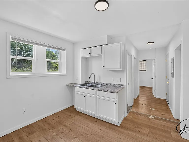 12932 Greiner St — Photo 11