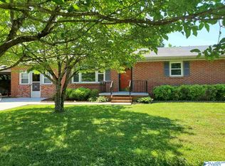 600 Schilling St, Athens, AL 35611