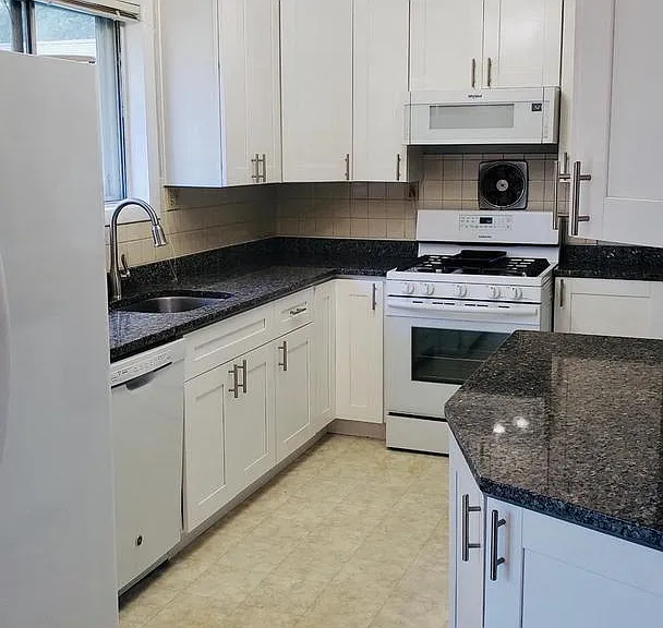 13000 Arctic Ave — Photo 7