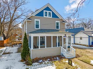 128 Clarence St, Holly, MI 48442