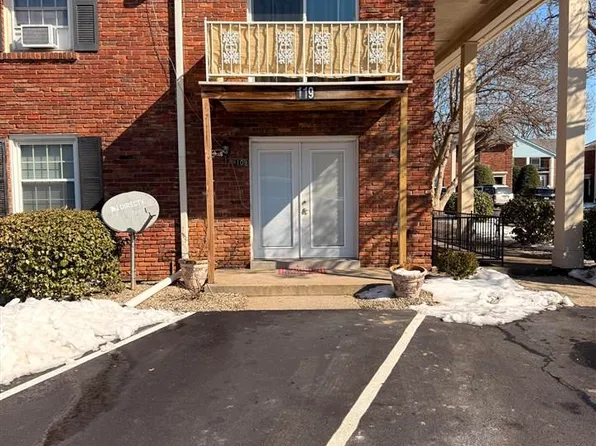 1926 Goldsmith Ln Unit 109, Louisville, KY 40218