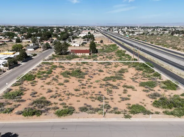 6845 Reynolds Dr, Las Cruces, NM 88011