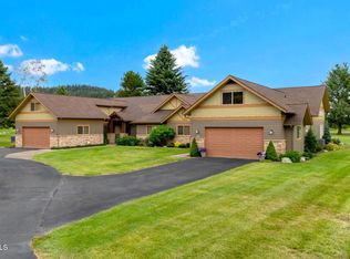 85 Bellflower Ct, Blanchard, ID 83804