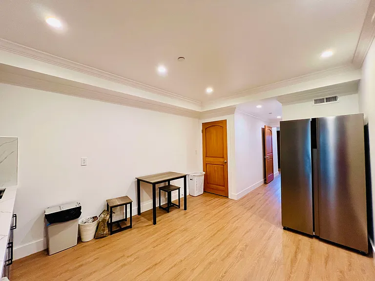 62 Vernon St — Photo 7
