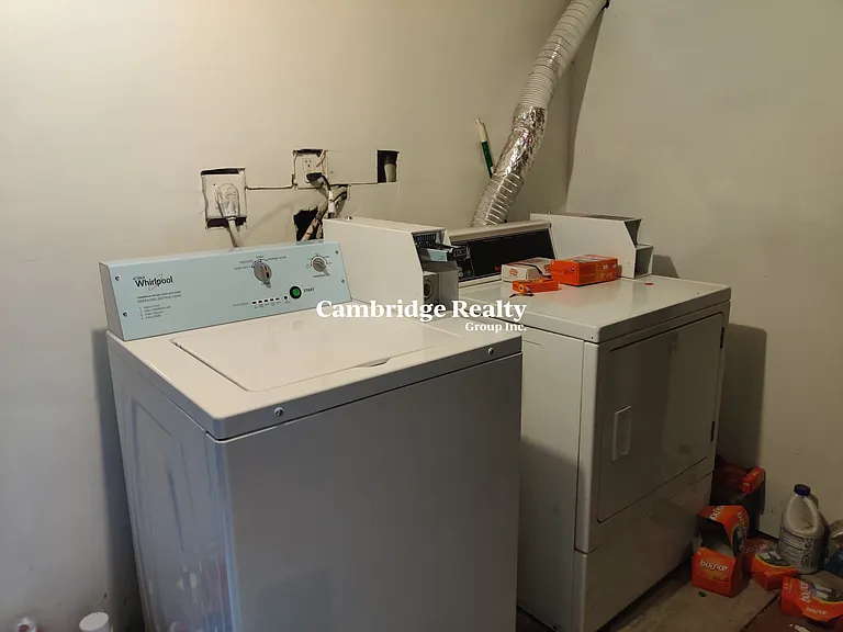 1105 Cambridge St #1T — Photo 6