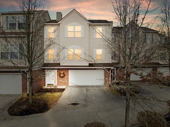 910 Oak Tree Blvd NW, Christiansburg, VA 24073