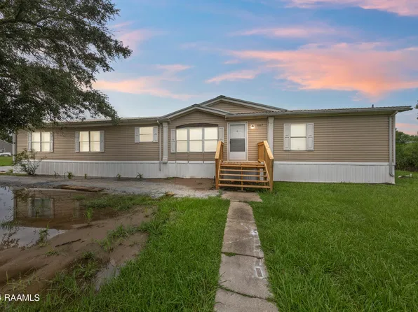 1017 Kingston Dr, Breaux Bridge, LA 70517