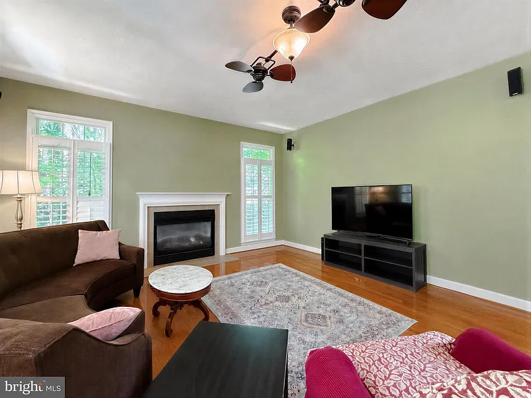 23118 Silverberry Way — Photo 19